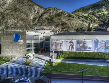 Pista de hielo Andorra (2).webp